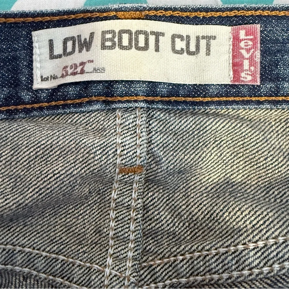 Upcycled Boyfriend Style Levi’s 527 Jeans | Boho Festival | OOAK 30x30 hearts 💕